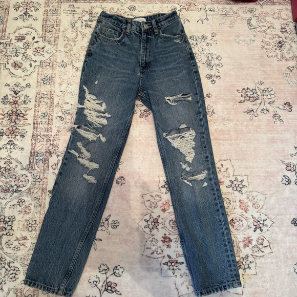 Size 0 Zara Mom Jeans - Picture 1 of 2